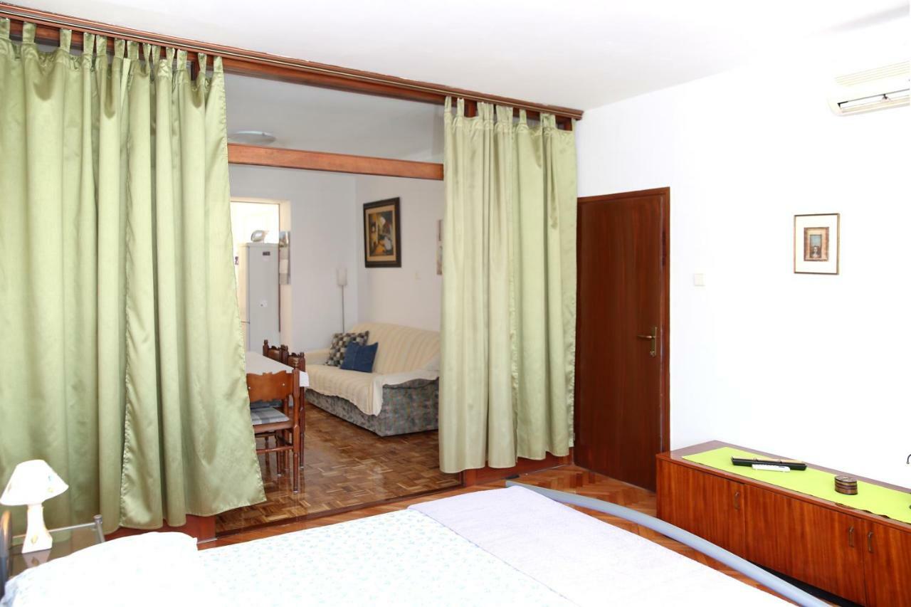 Seaside Apartment Tisno Exterior foto